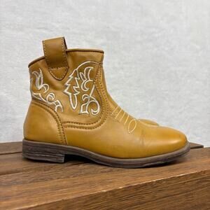 Dolce Brown Vegan Leather Cowboy Bootie Womens Size 6